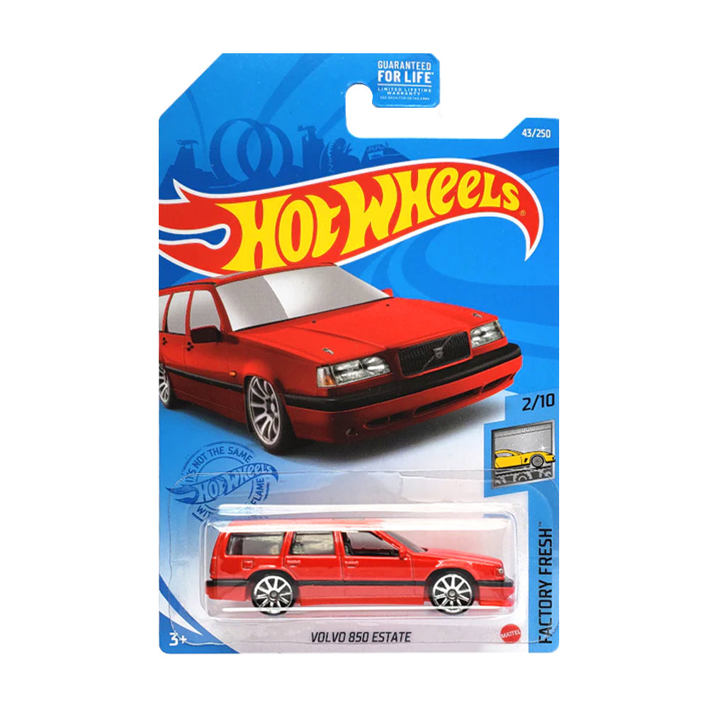 Hot Wheels 2021: Volvo 850 Estate - Factory Fresh 2/10 Long Card 43/250