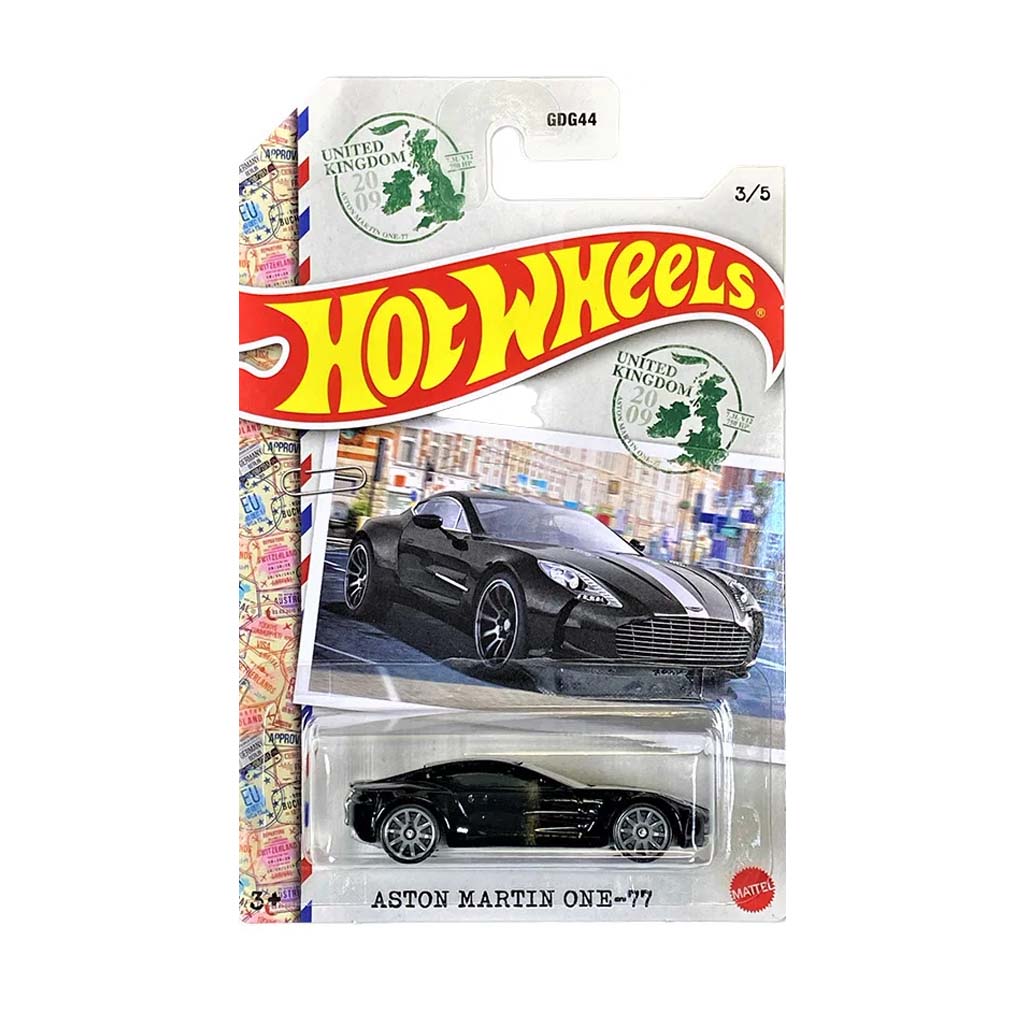 Hot Wheels 2022: World Class Racers - Aston Martin One-77 (3/5)