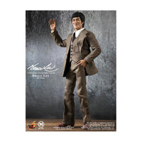 Load image into Gallery viewer, Hot Toys Bruce Lee - In Suit Figure
