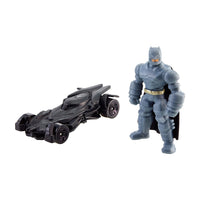 Load image into Gallery viewer, Hot Wheels Batman v Superman: Dawn of Justice - Armored Batman Mini Figure &amp; Batmobile
