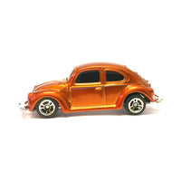 Load image into Gallery viewer, Maisto 1:64 Scale: VW 1300 Beetle
